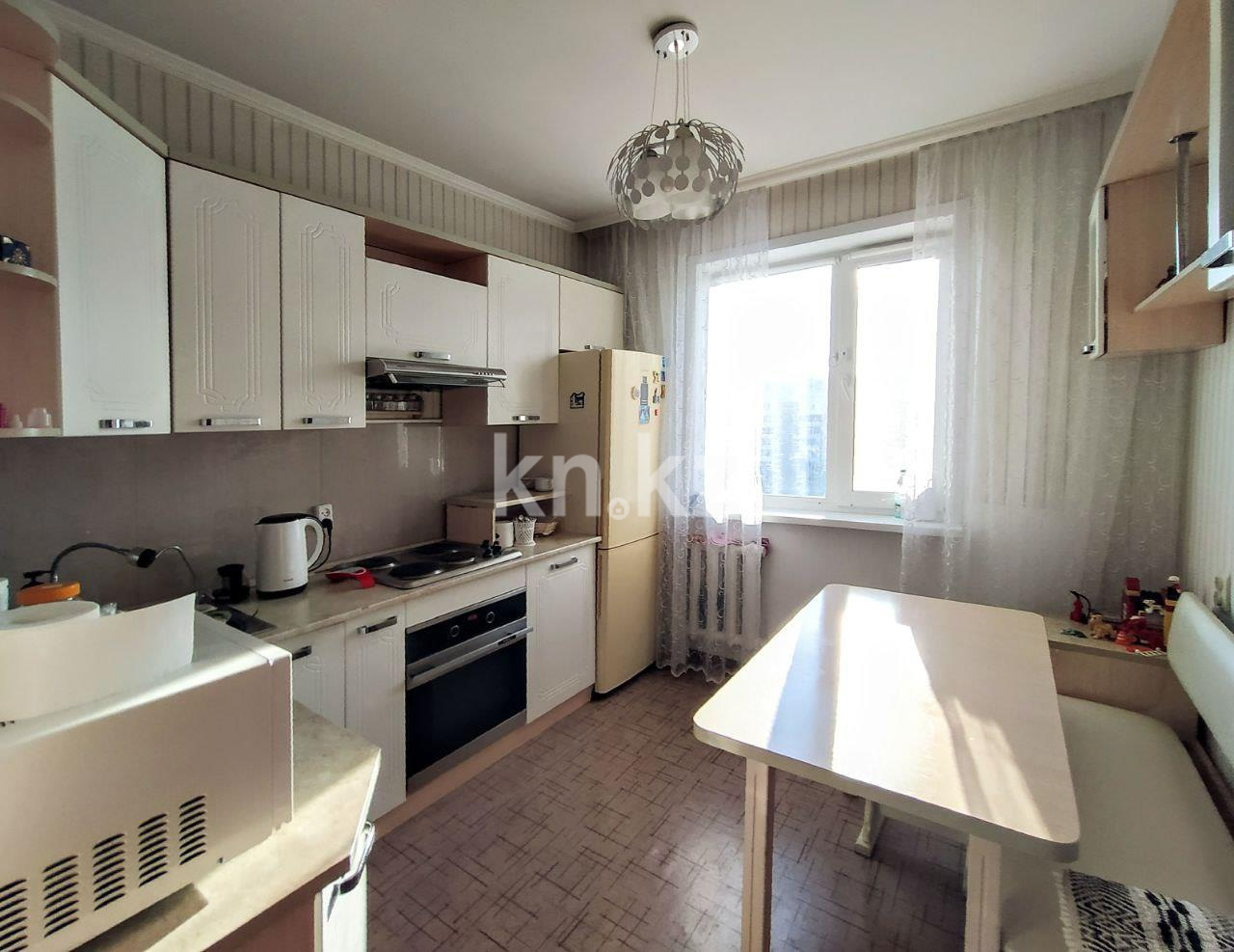 Продажа 3-комнатной квартиры, 64 м², мкр-н Гульдер-1 в Караганде - фото 9