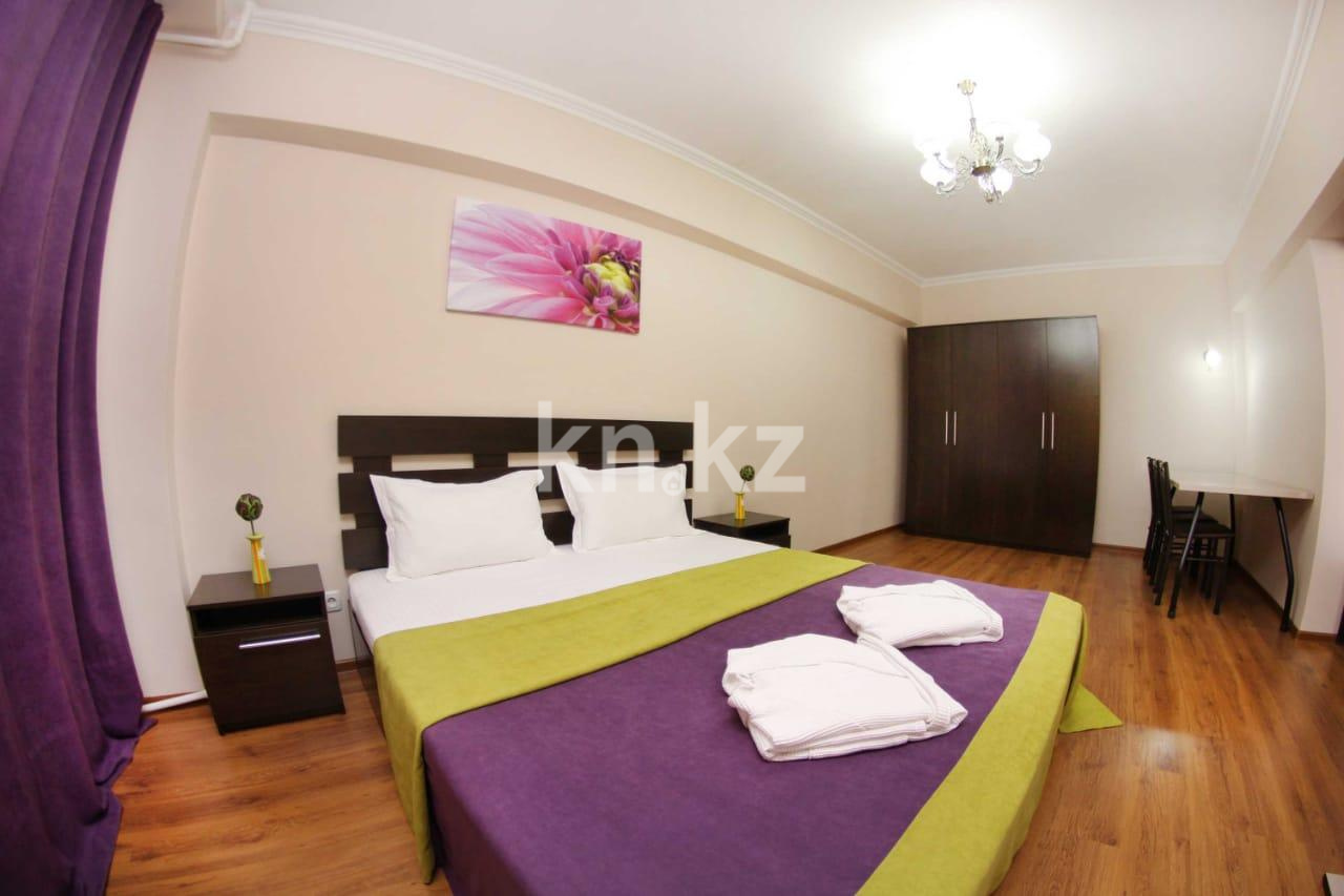 Аренда 3-комнатной квартиры посуточно, 70 м² в Алматы - фото 7