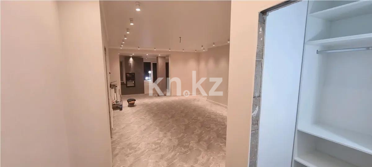 Продажа 3-комнатной квартиры, 121 м², ул. Аскарова, дом  21/20 в Алматы - фото 2