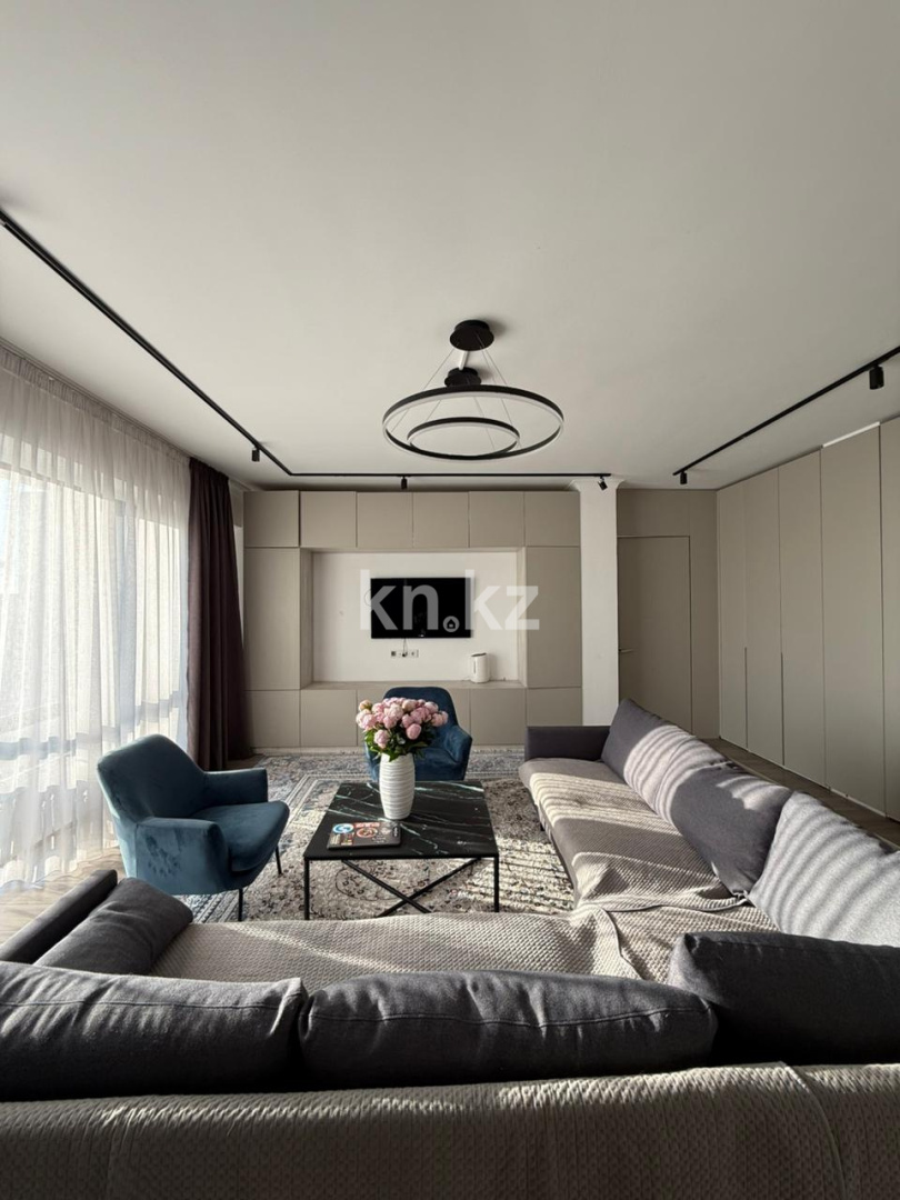 Аренда 2-комнатной квартиры, 80 м², мкр-н Коктем-3, дом  24 - бул. Бухар Жырау в Алматы