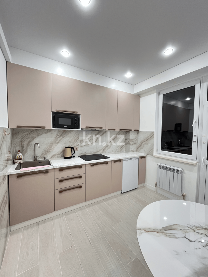 Аренда 1-комнатной квартиры посуточно, 35 м² в Алматы - фото 21