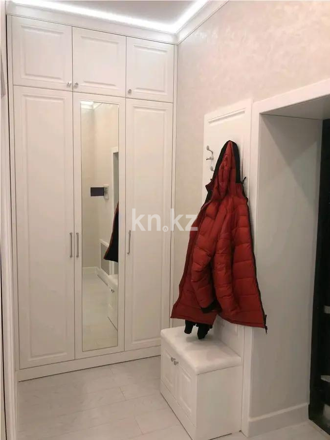 Продажа 1-комнатной квартиры, 39 м², ул. Айтматова, дом  60/1 в Астане - фото 4