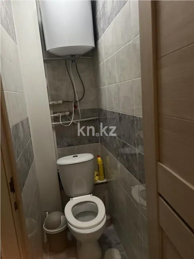 Продажа 1-комнатной квартиры, 31 м², 14 мкр., дом  1 в Караганде - фото 4