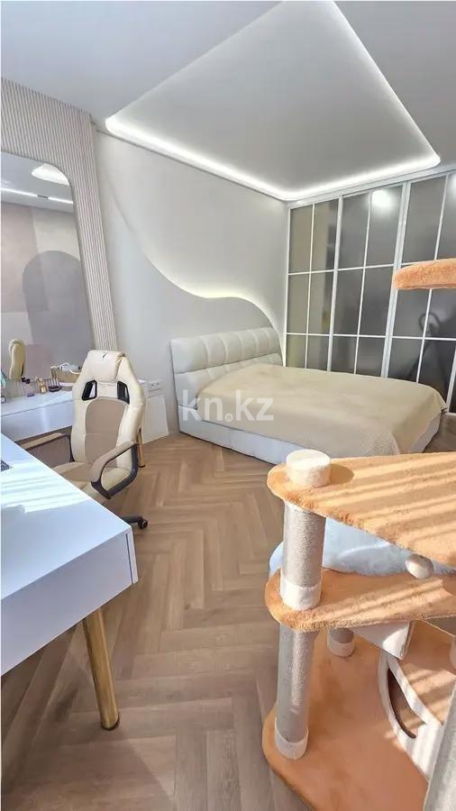 Продажа 4-комнатной квартиры, 165 м², пр. Аль-Фараби, дом  11/2 в Алматы - фото 4