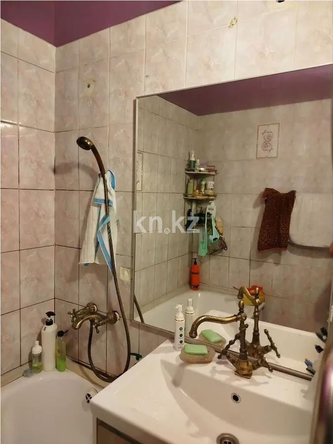 Продажа 3-комнатной квартиры, 70 м², ул. Абая, дом  155 в Темиртау - фото 6