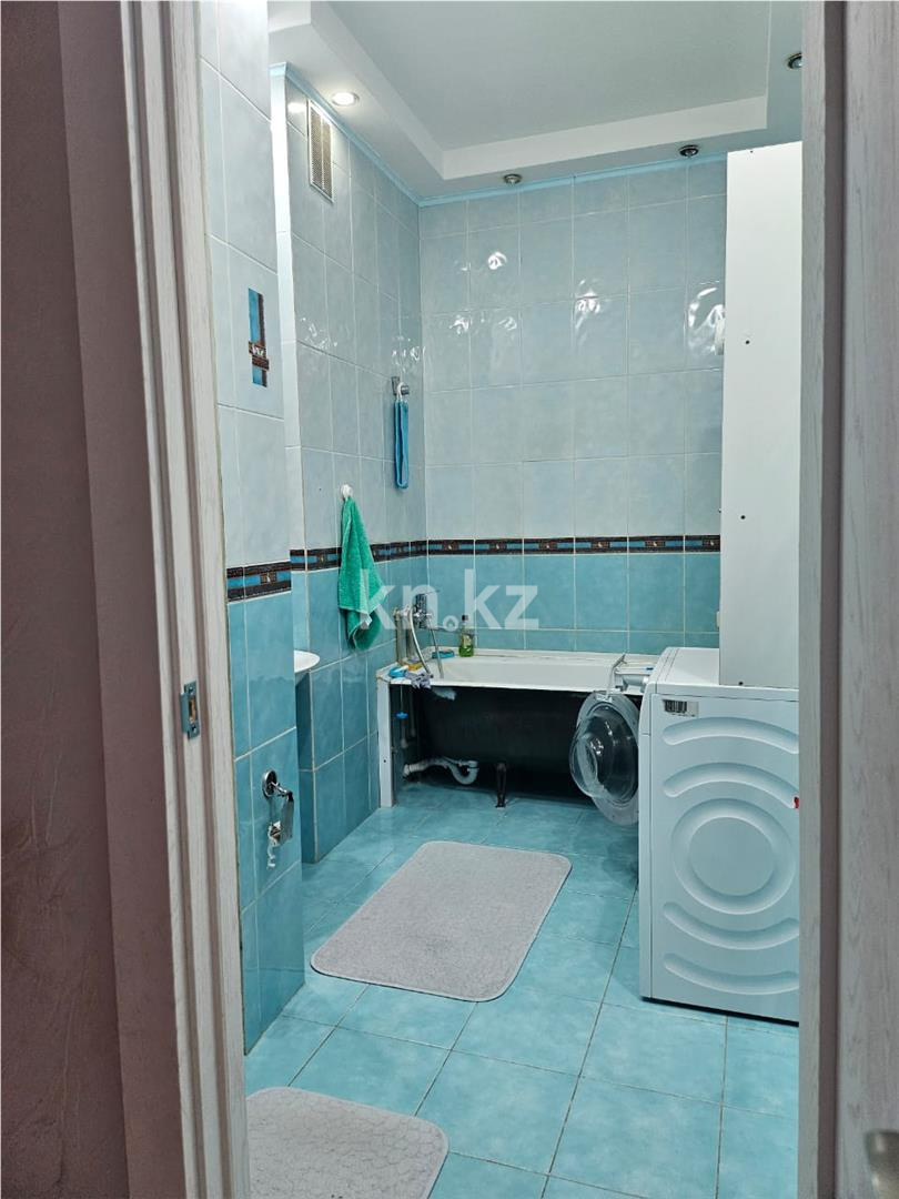 Продажа 2-комнатной квартиры, 80 м², ул. Достык в Астане - фото 7