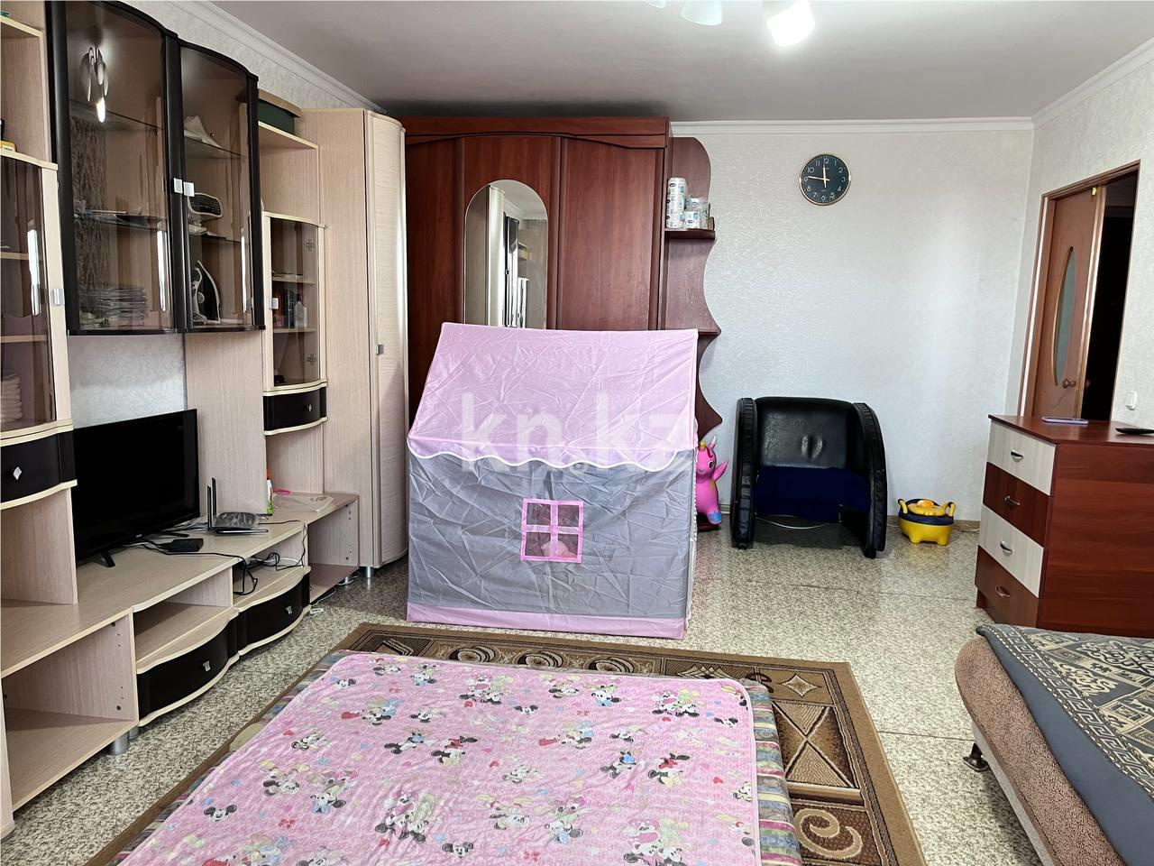 Продажа 1-комнатной квартиры, 41 м², ул. Ермекова в Караганде