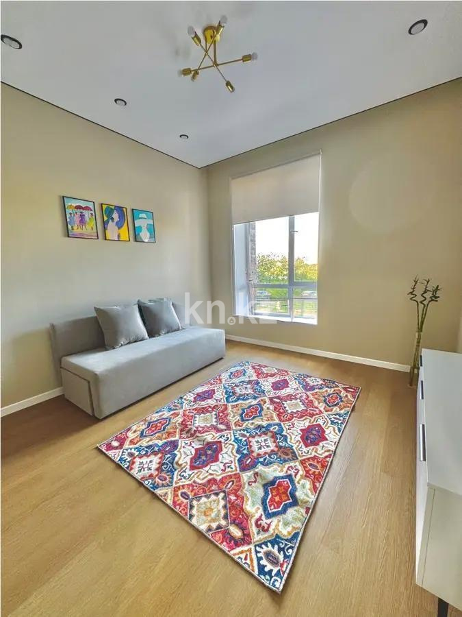 Продажа 1-комнатной квартиры, 40 м², ул. Айтматова, дом  60/1 в Астане