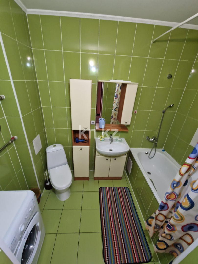 Аренда 1-комнатной квартиры посуточно, 45 м², ул. Кенесары, дом  1 - ул. Кумисбекова в Астане - фото 9