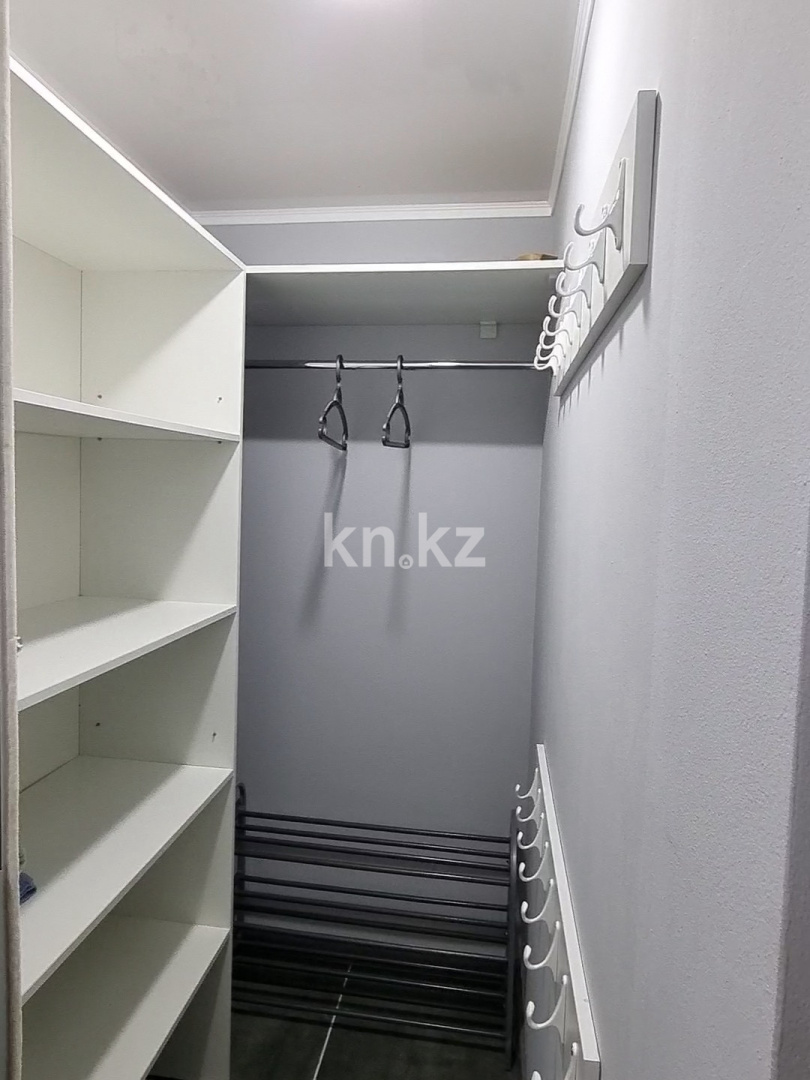 Аренда 1-комнатной квартиры посуточно, 40 м², ул. Каженбаева, дом  3 в Атырау - фото 14