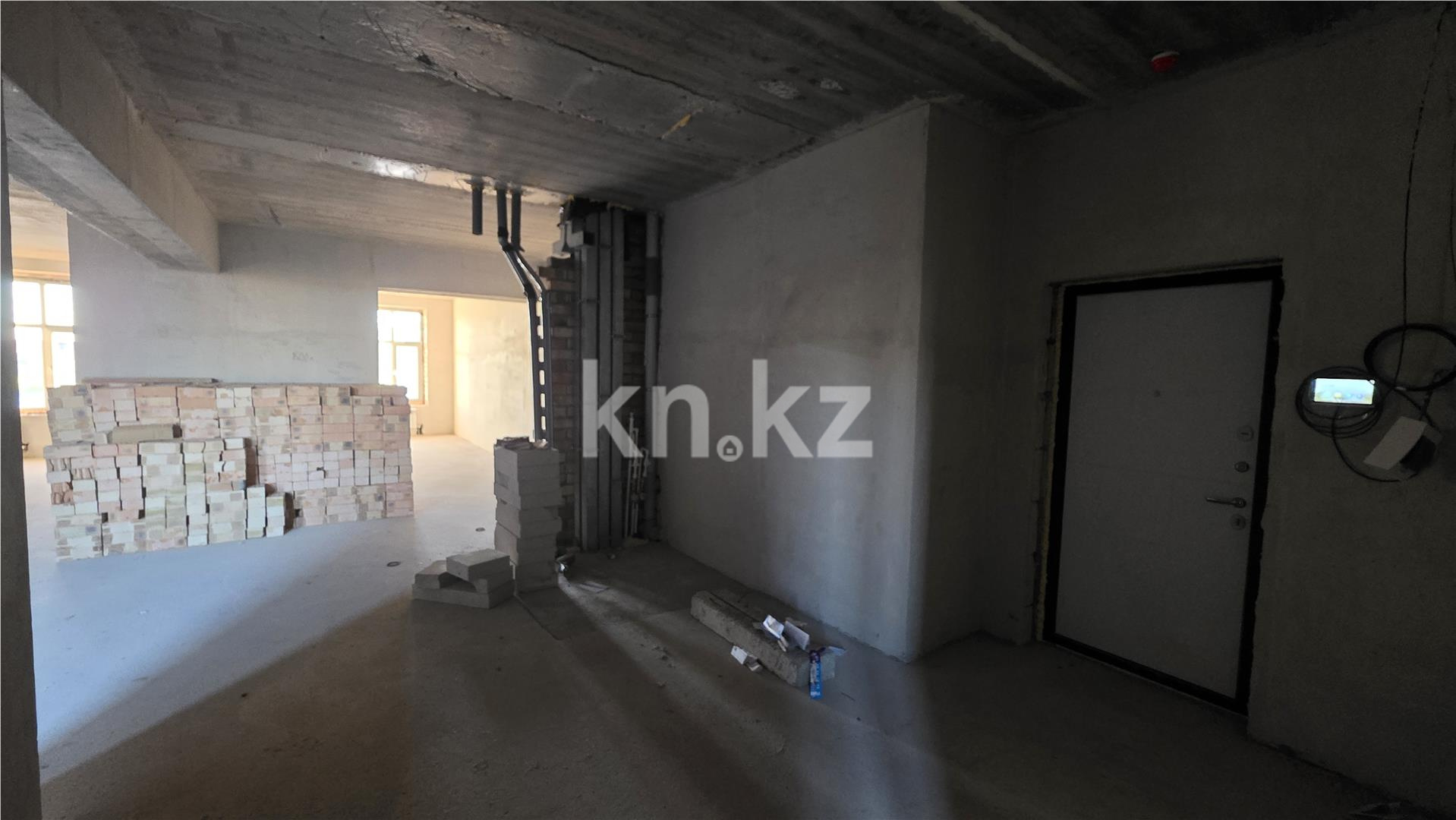 Продажа 3-комнатной квартиры, 108 м² в Караганде - фото 13
