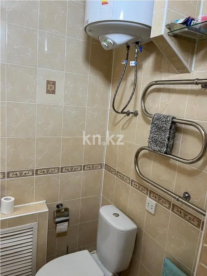 Продажа 3-комнатной квартиры, 82 м², ул. Абая, дом  21 в Караганде - фото 4