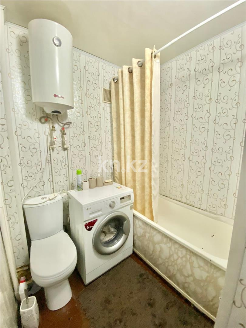 Продажа 1-комнатной квартиры, 34 м², ул. Космонавтов в Караганде - фото 9