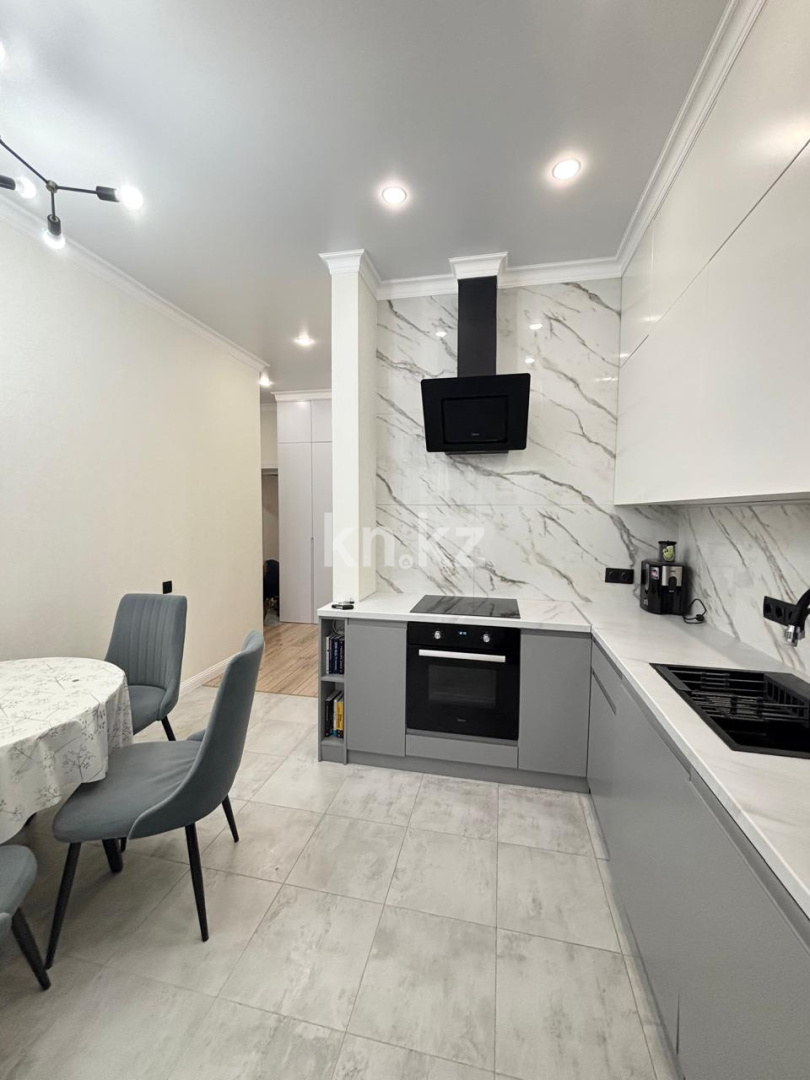 Продажа 2-комнатной квартиры, 68 м², ул. Токпанова в Астане - фото 12