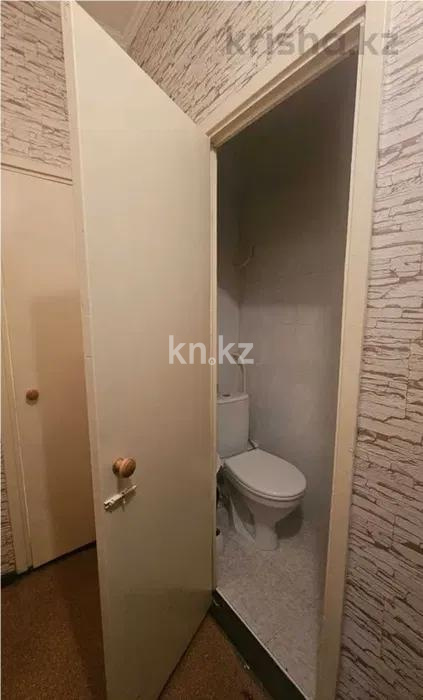 Продажа 1-комнатной квартиры, 42 м², ул. Утеген батыра, дом  21 в Алматы - фото 8