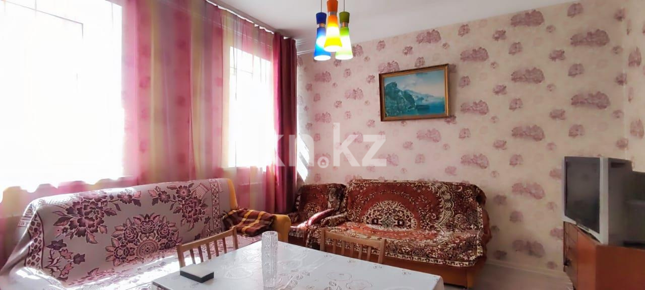 Продажа 2-комнатной квартиры, 60 м², ул. Жамбыла, дом  107 в Караганде