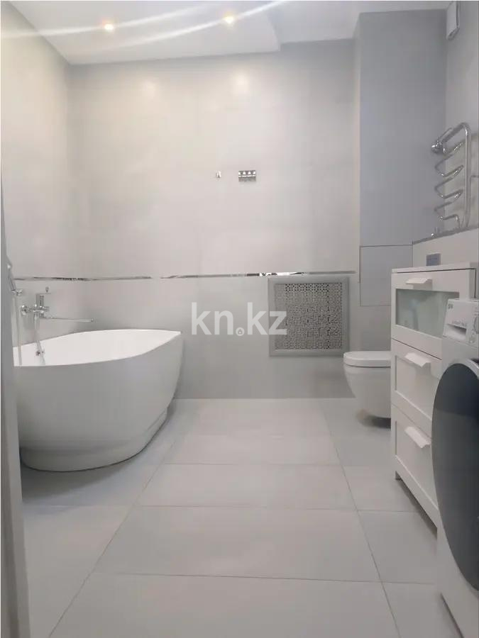 Продажа 3-комнатной квартиры, 132.9 м², мкр-н Мирас, дом  157 в Алматы - фото 4