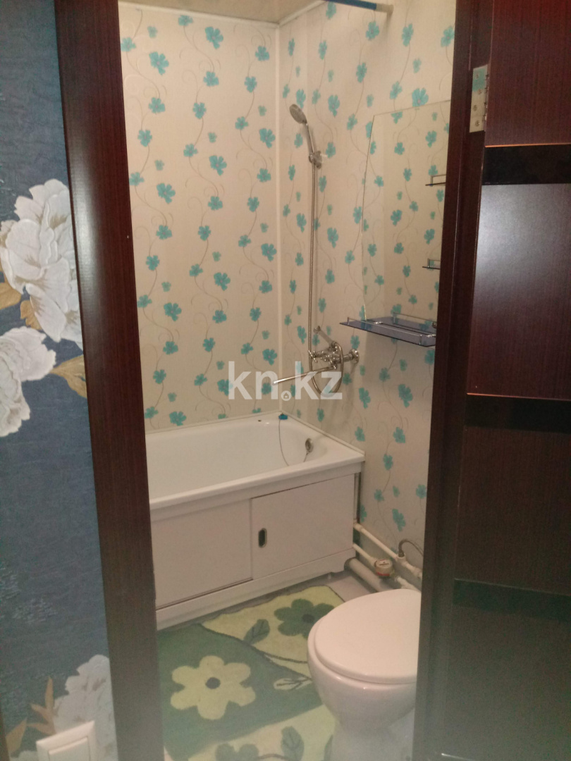 Продажа 3-комнатной квартиры, 58 м², ул. Кашаубаева, дом  18 в Усть-Каменогорске - фото 4