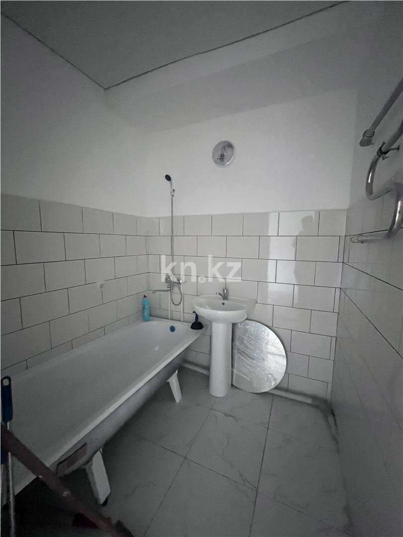 Продажа 2-комнатной квартиры, 69 м² в Караганде - фото 13