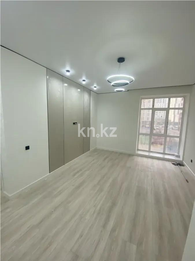 Продажа 1-комнатной квартиры, 38 м², ул. А-52, дом  4/1 в Астане