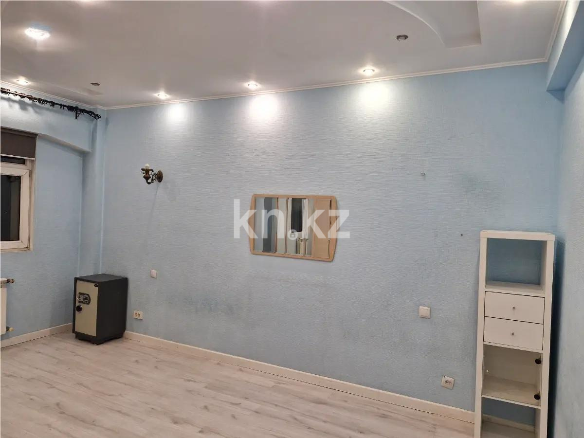 Продажа 3-комнатной квартиры, 87 м², ул. Жазылбека, дом  20 в Алматы - фото 2