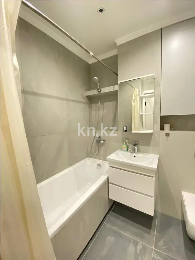 Продажа 1-комнатной квартиры, 42 м², пр. Райымбека, дом  210/7 в Алматы - фото 3