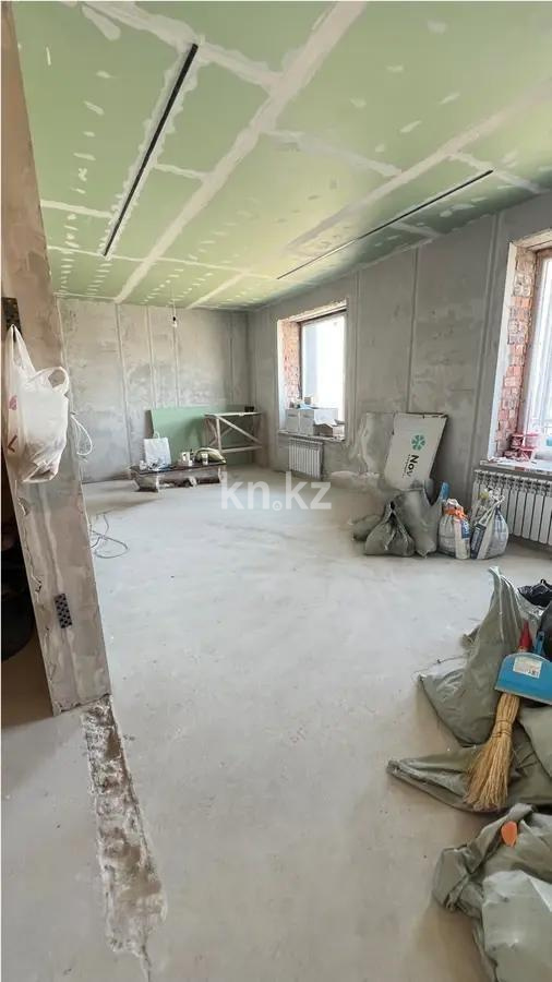 Продажа 4-комнатной квартиры, 105 м² в Астане