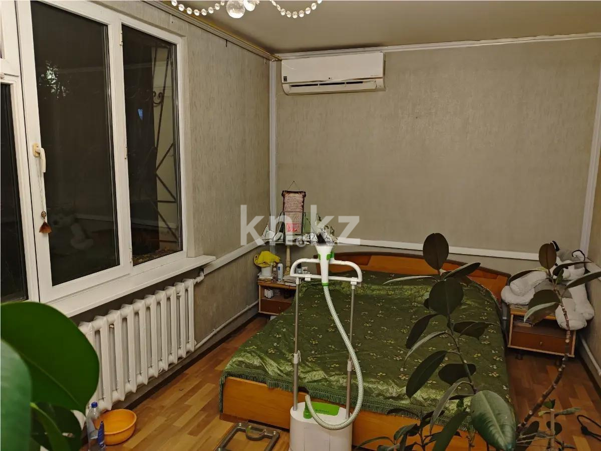 Продажа 3-комнатной квартиры, 74 м², ул. 13-й Военный городок, дом  38 в Алматы - фото 2
