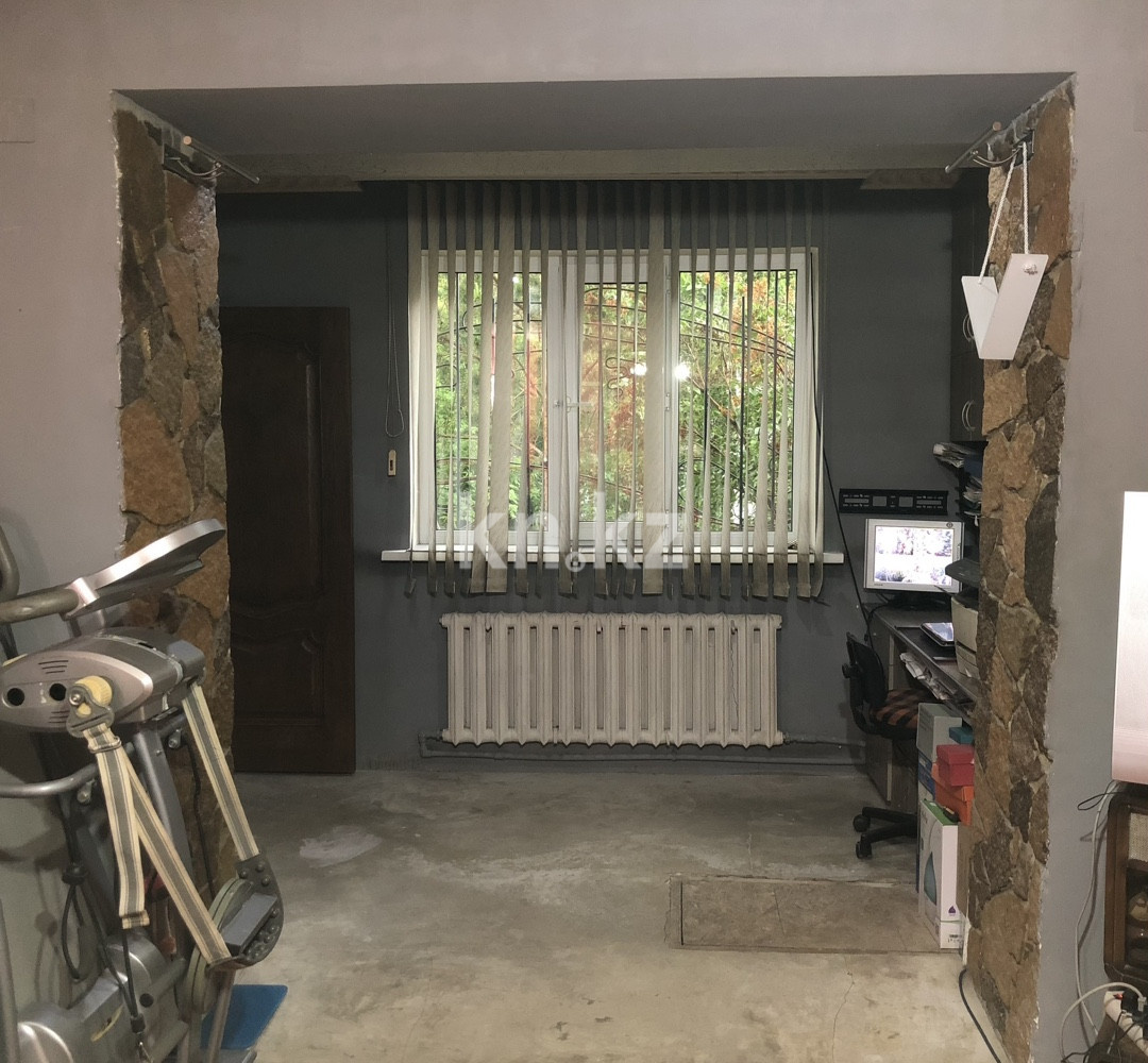 Продажа 3-комнатной квартиры, 85 м², ул. Аманжолова, дом  43 в Караганде - фото 10