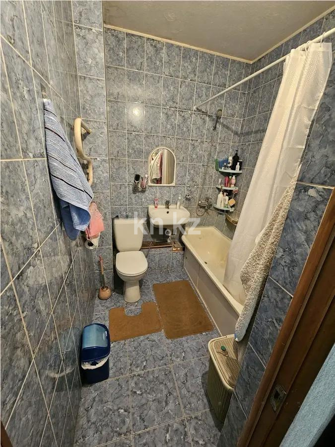 Продажа 1-комнатной квартиры, 42 м², мкр-н Аксай-5, дом  19 в Алматы - фото 3