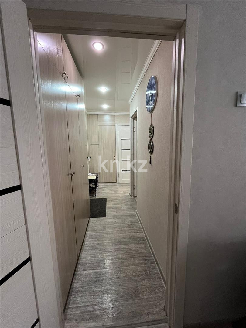 Продажа 2-комнатной квартиры, 43 м², ул. Муканова в Караганде - фото 3