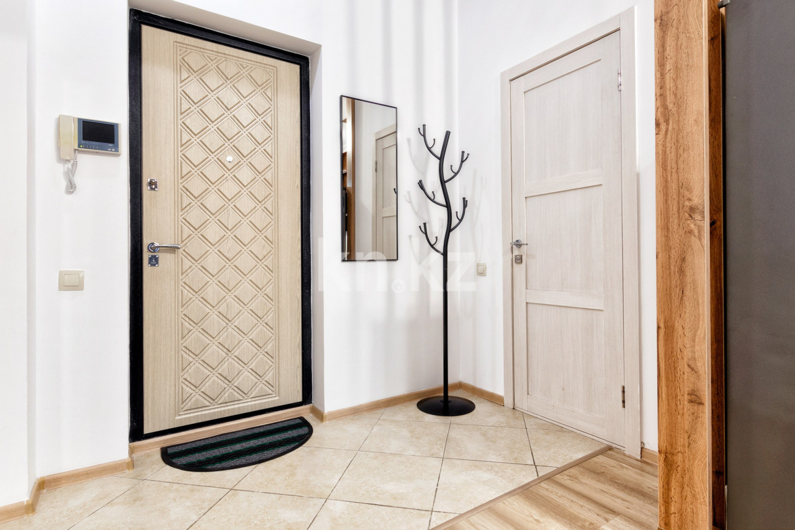 Аренда 2-комнатной квартиры посуточно, 41 м², пр. Кабанбай батыра, дом  60/11 - ул. Гейдара Алиева в Астане - фото 8