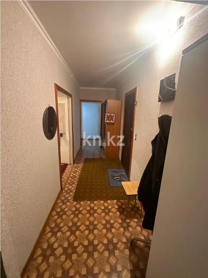 Продажа 2-комнатной квартиры, 54 м², мкр-н Голубые Пруды, дом  7 в Караганде - фото 4
