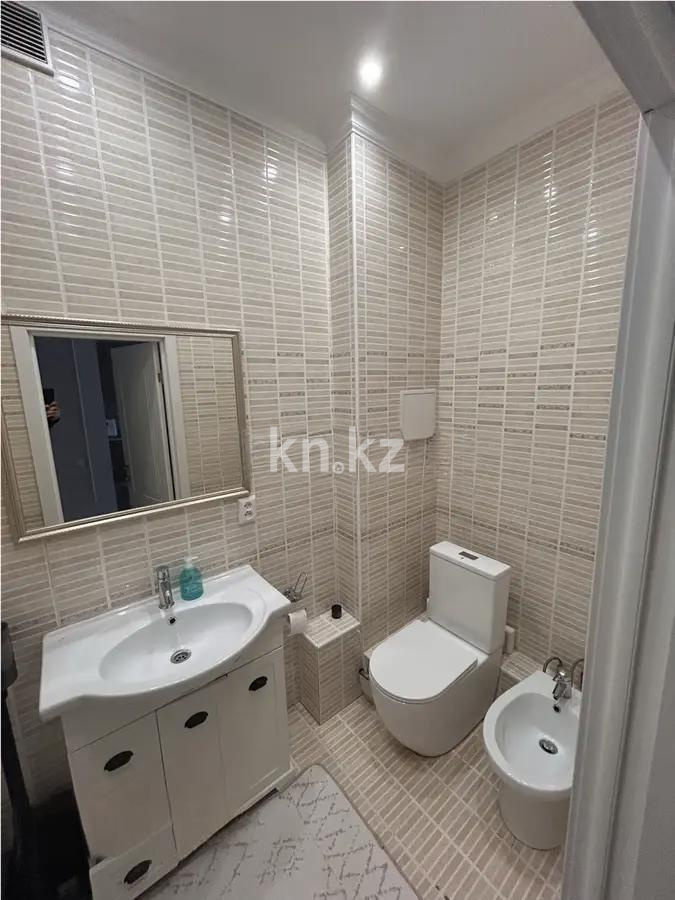 Продажа 2-комнатной квартиры, 68 м², ул. Жамакаева, дом  258/5 в Алматы - фото 4
