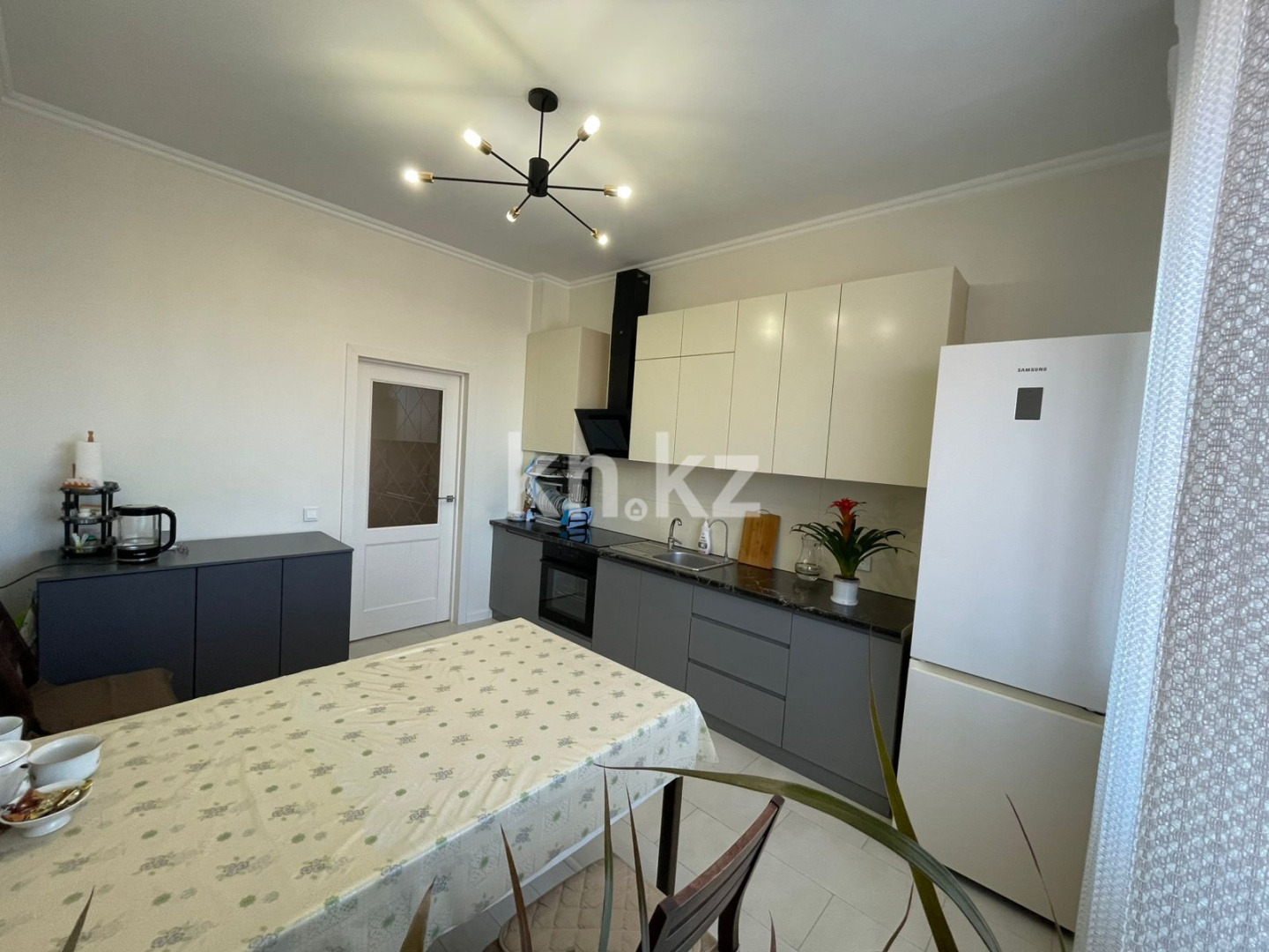 Продажа 3-комнатной квартиры, 95 м² в Караганде - фото 2