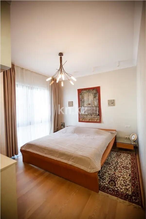 Продажа 3-комнатной квартиры, 136 м² в Алматы - фото 2