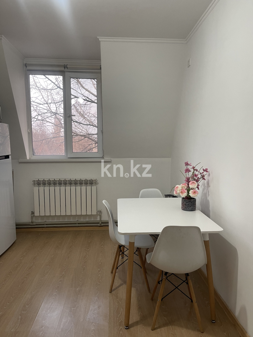 Продажа 1-комнатной квартиры, 40 м², ул. Еспаева, дом  10 в Алматы - фото 2