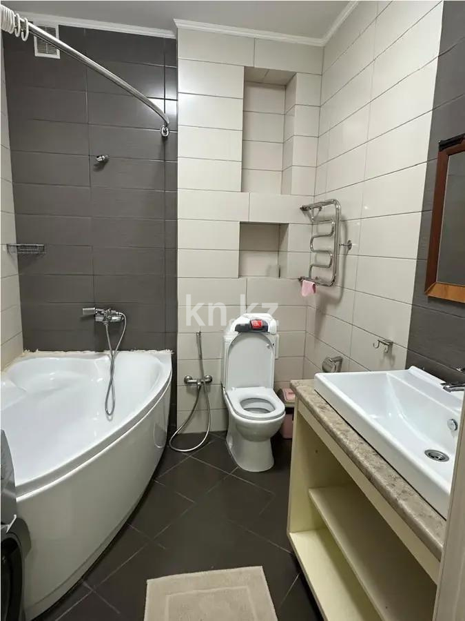 Продажа 2-комнатной квартиры, 57 м², ул. Бухар жырау, дом  34 в Астане - фото 3