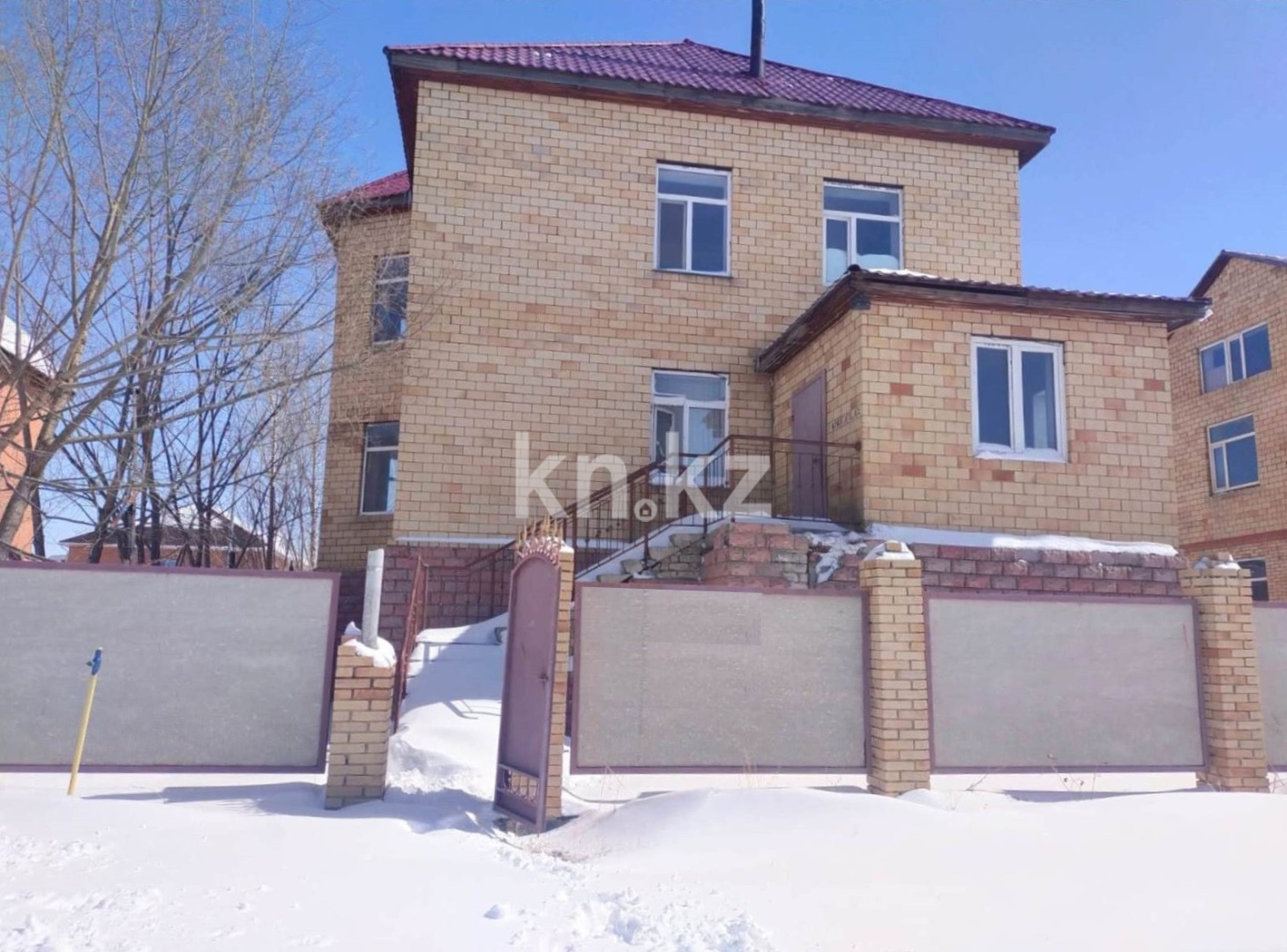 Продажа , 350 м², ул. Бурабай, дом  54 - ул. Кобыланды батыра в Астане