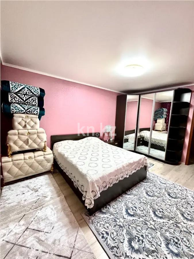 Продажа 2-комнатной квартиры, 70 м², мкр. Калкаман-2, дом  26 в Алматы - фото 2