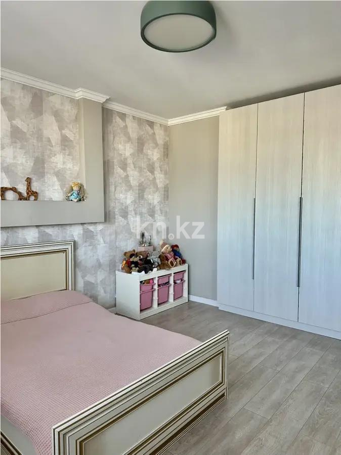 Продажа 4-комнатной квартиры, 200 м² в Алматы - фото 2