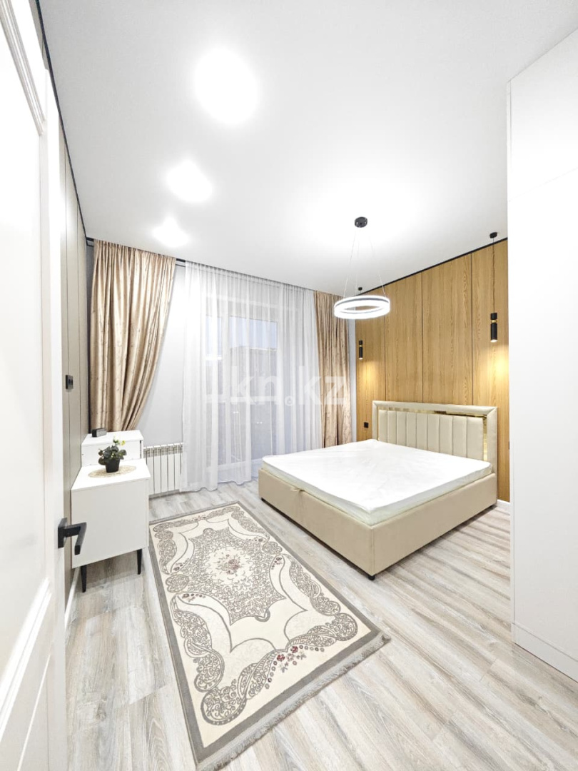 Продажа 2-комнатной квартиры, 61 м², ул. Университетская, дом  18 в Караганде - фото 10