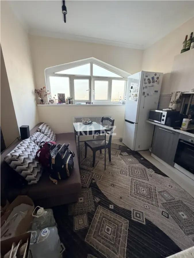 Продажа 2-комнатной квартиры, 65 м², мкр-н Казахфильм, дом  46 в Алматы - фото 3