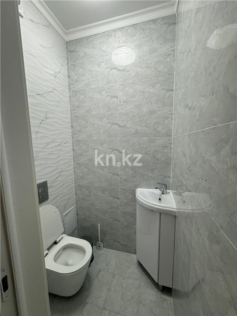 Продажа 3-комнатной квартиры, 73.8 м² в Астане - фото 10