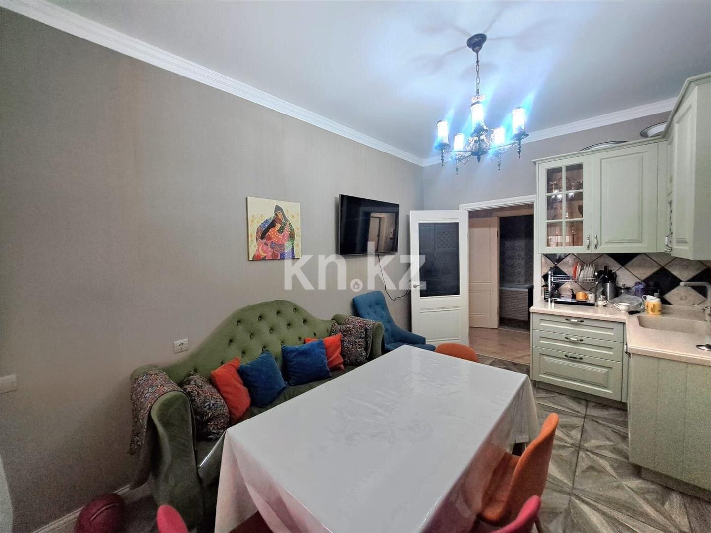 Продажа 2-комнатной квартиры, 78 м² в Астане