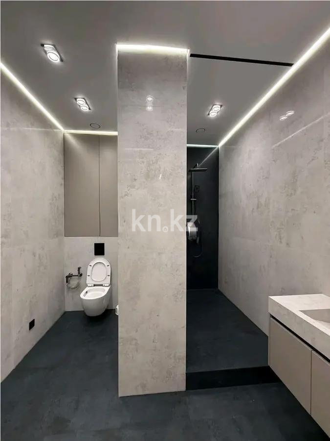 Продажа 4-комнатной квартиры, 130 м², пр. Строителей, дом  28/5 блок А в Караганде - фото 4