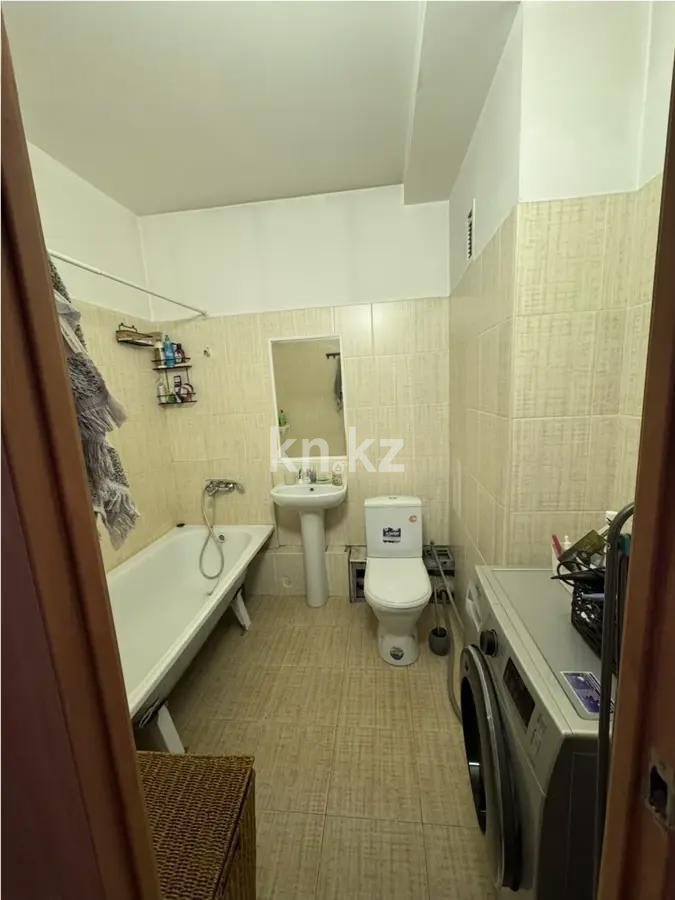 Продажа 2-комнатной квартиры, 56.9 м², ул. Байтерекова, дом  59 в Алматы - фото 4