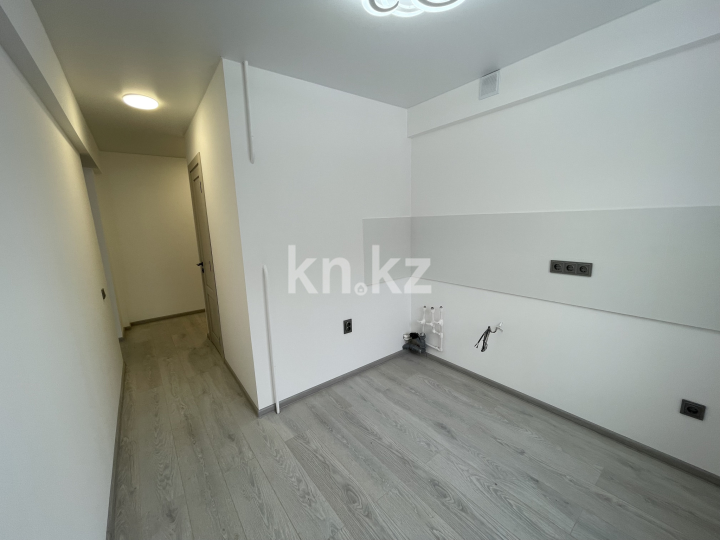 Продажа 1-комнатной квартиры, 30 м² в Усть-Каменогорске - фото 2