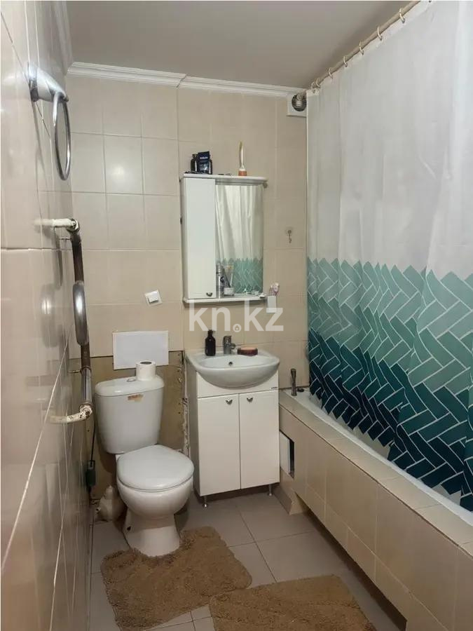 Продажа 3-комнатной квартиры, 63 м², ул. Ауэзова, дом  24 в Астане - фото 5