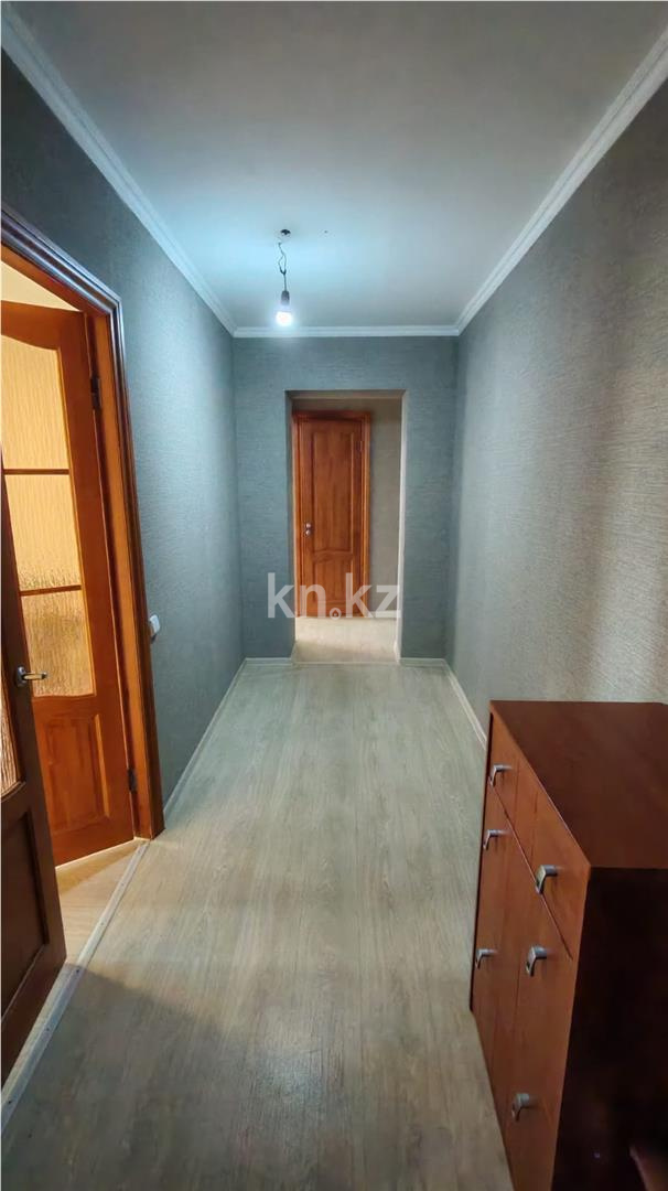 Продажа 3-комнатной квартиры, 64 м², ул. Муканова в Караганде - фото 11